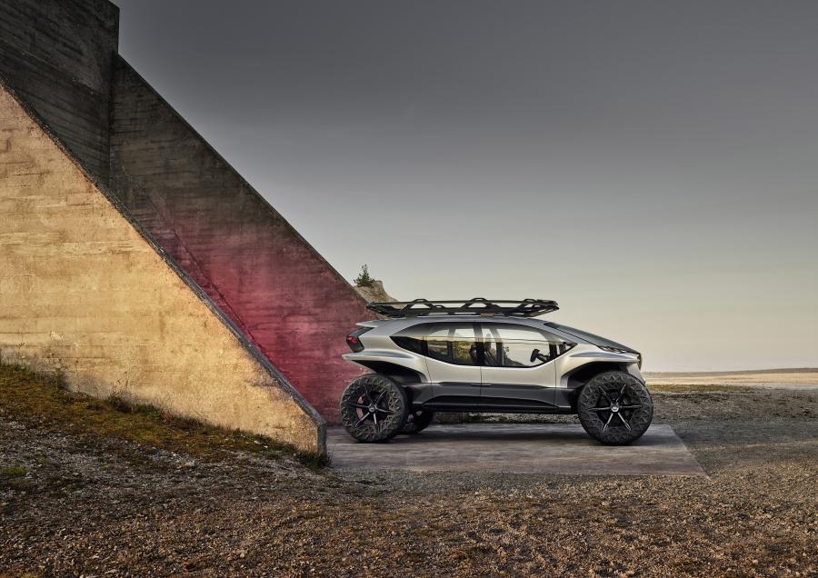  Audi AI:TRAIL Quattro 2019 года  (фото 3 из 40)